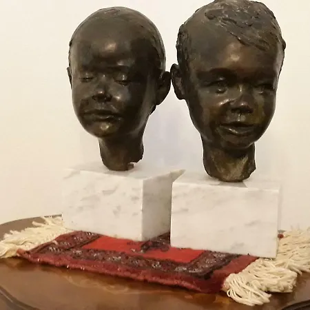 Sculptor House شقة *