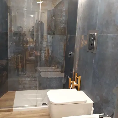 Sculptor House Apartment