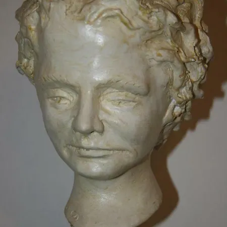 Sculptor House Apartment