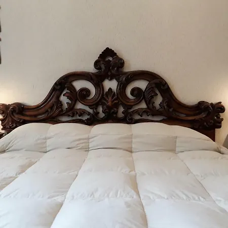 Sculptor House Apartment