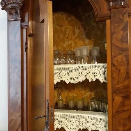 Sculptor House Apartment *
